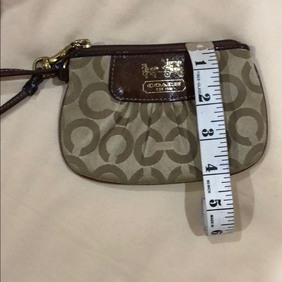 Coach wristlet - Picture 5 of 5